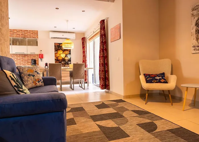 Balluta Bay Spacious Apt - 2Br