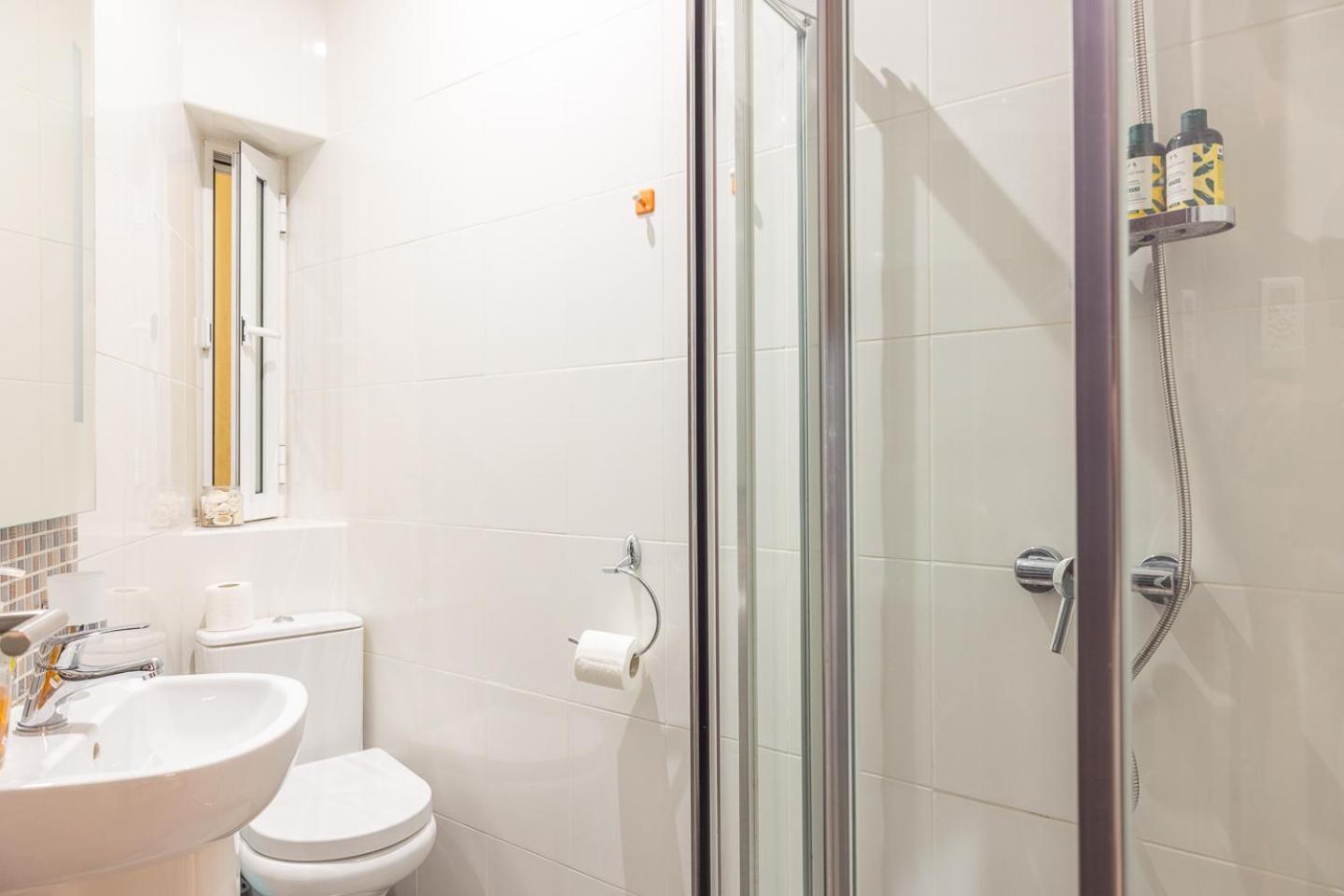 Balluta Bay Spacious - 2br *