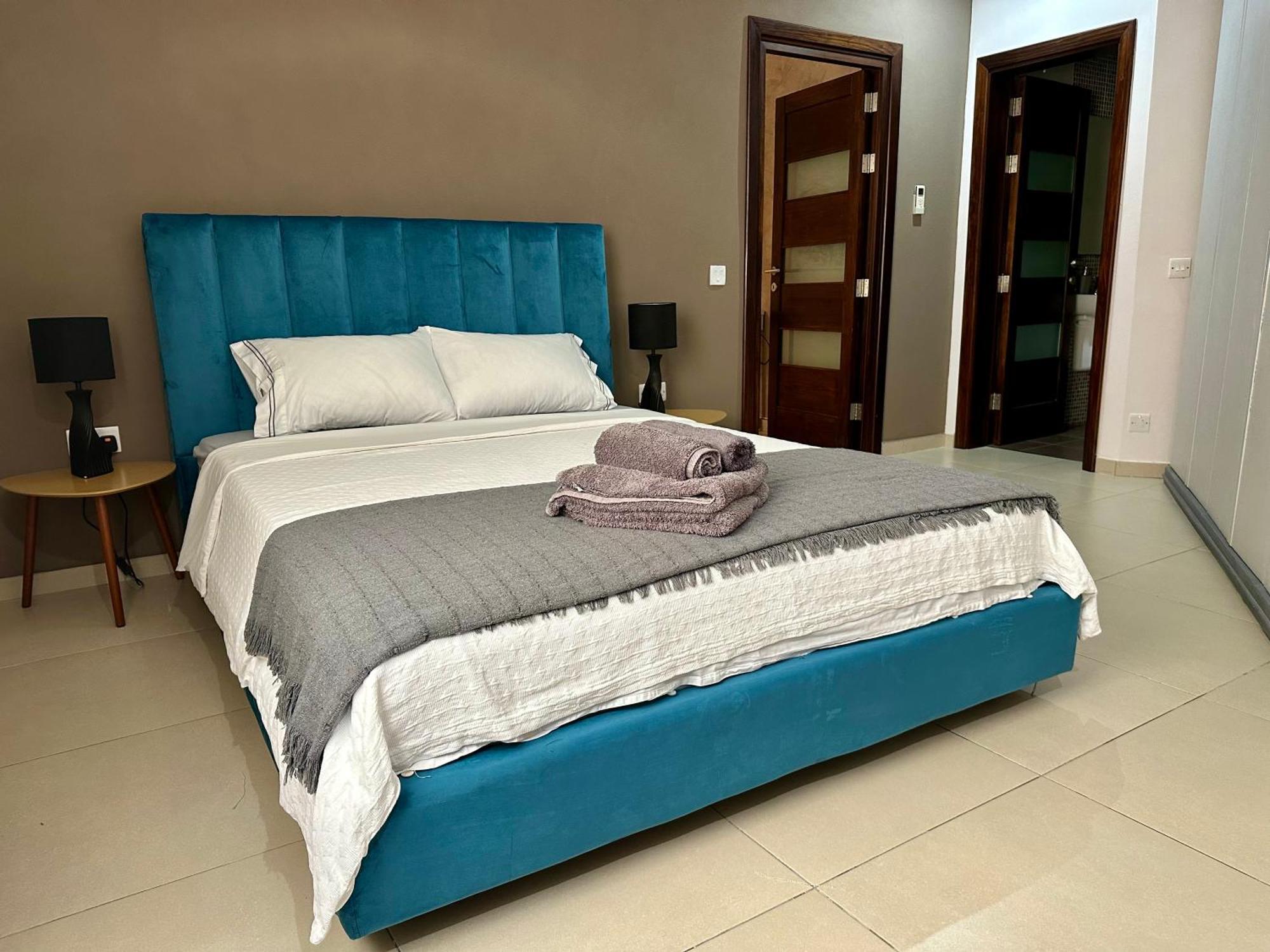 Balluta Bay Spacious - 2br Apartment